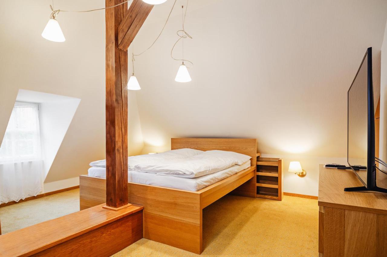 Hotel U Modreho Orla - At The Blue Eagle Prag Exterior foto